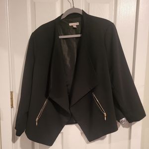 Black Open-Collar Blazer